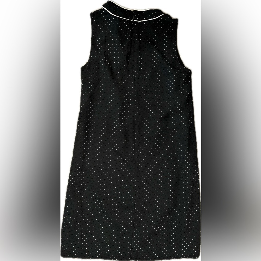 Cece Sleeveless Black & White Polka Dot Dress w neckline bow. Size 2.